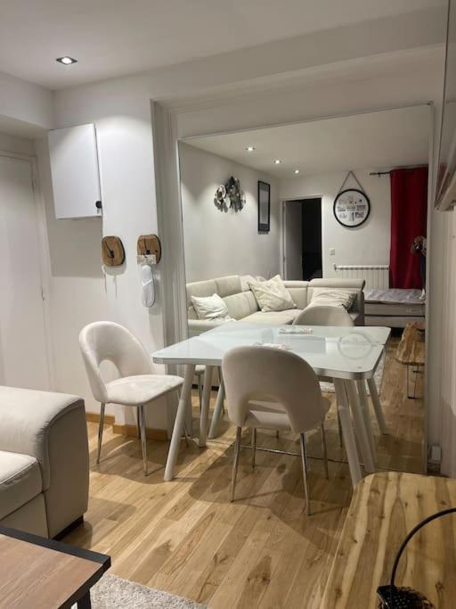 Appartement Convivial Pour Sejourner Le Kremlin-Bicêtre Zewnętrze zdjęcie